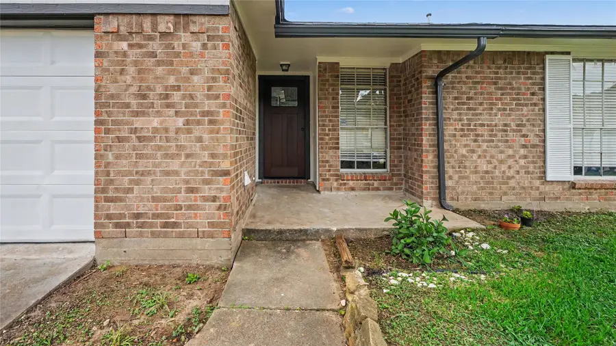 4211 Thunder Bay Drive, Pasadena, TX 77504 - #3