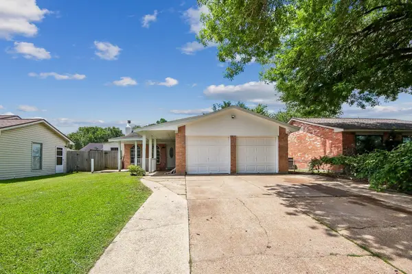1809 Flamingo Drive, League City, TX 77573