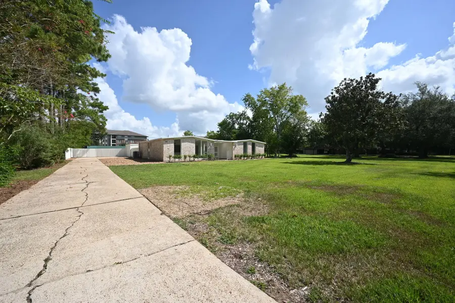 14420 Westway Lane, Houston, TX 77077 - Image #3