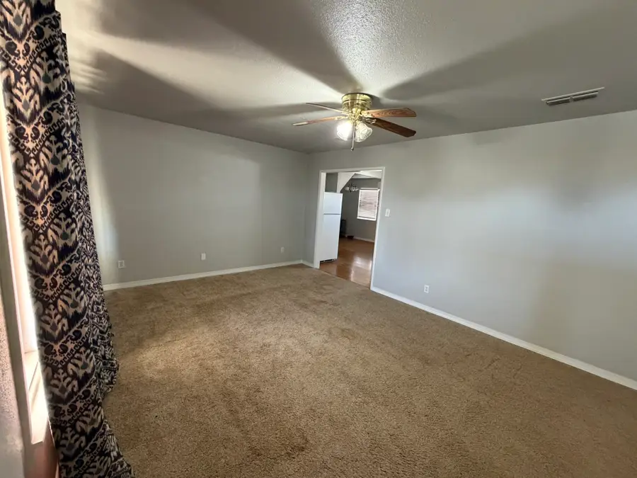 704 SW Avenue A, Andrews, TX 79714 - #2