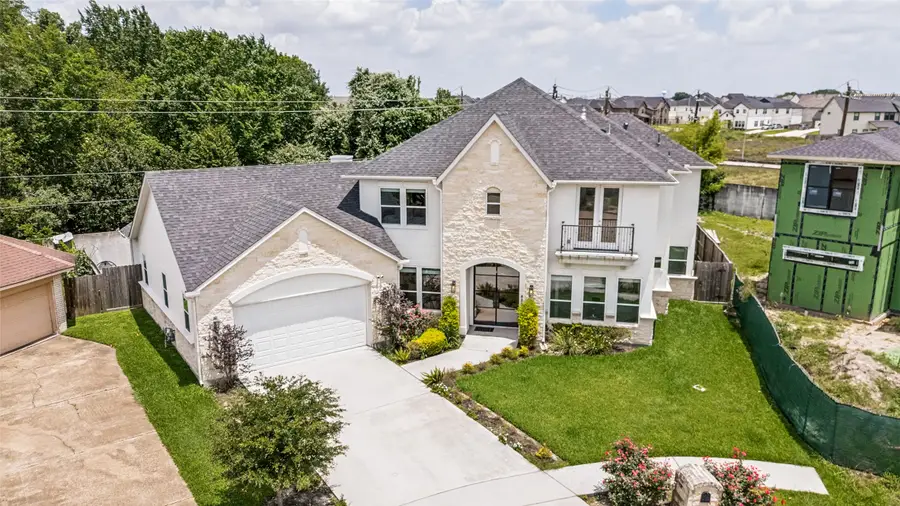8002 N Circle Drive, Houston, TX 77071 - #2