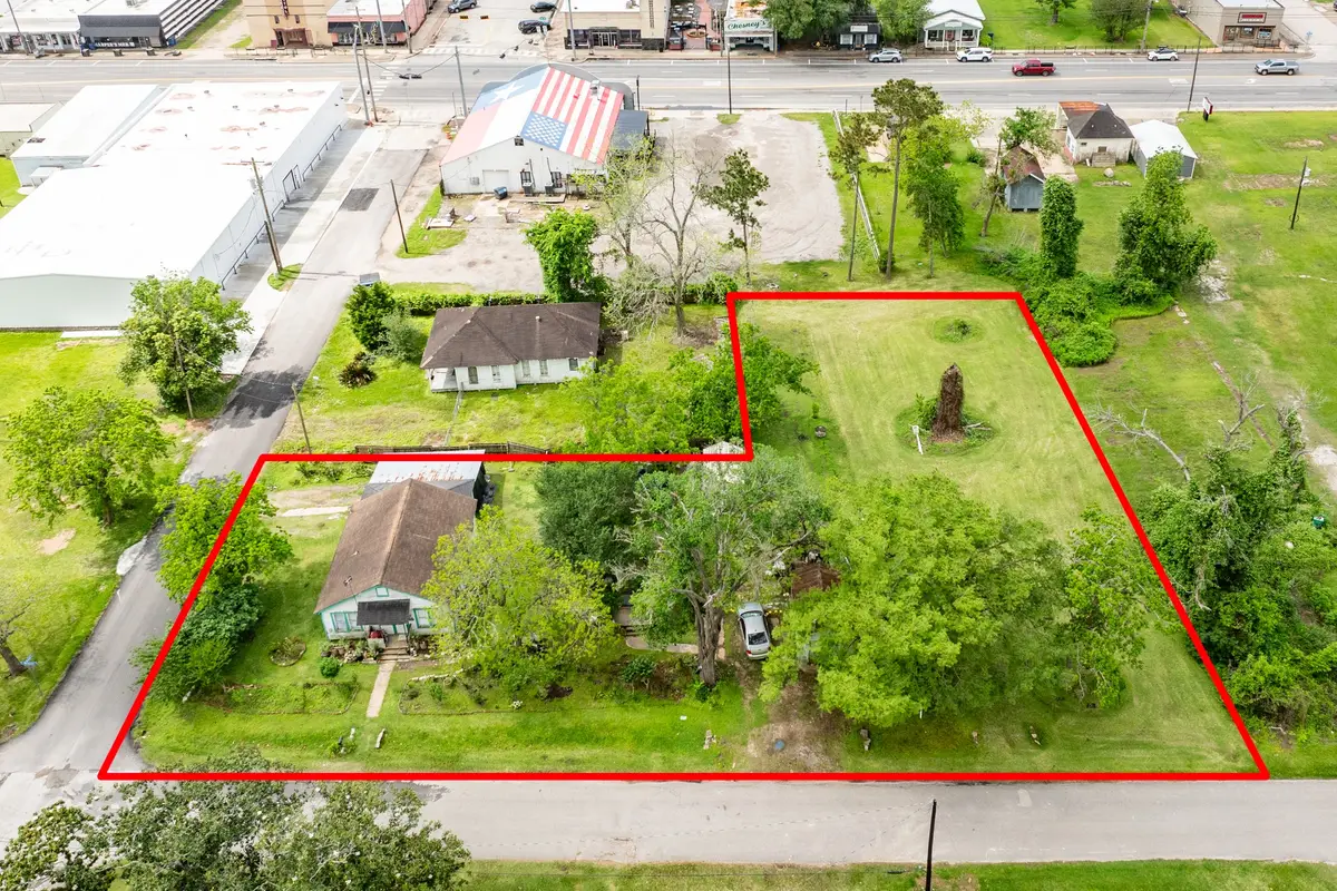 233 Hamilton Street, West Columbia, TX 77486 - #1