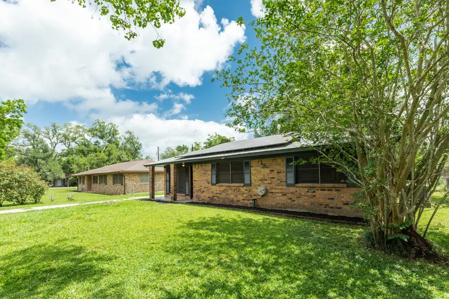 108 Avenue E, Brazoria, TX 77422 - #3