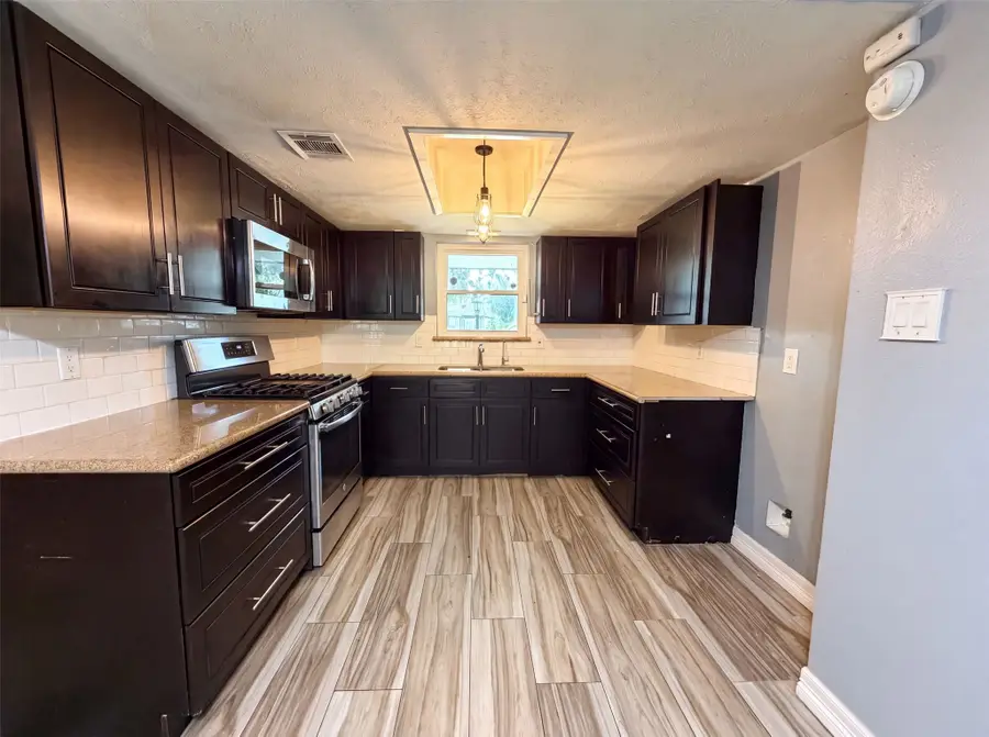 9314 Deanwood Street, Houston, TX 77040 - #2