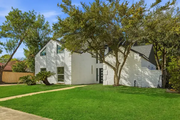 7338 San Ramon Drive, Houston, TX 77083