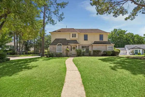5410 Red Cliff Drive, Kingwood, TX 77345