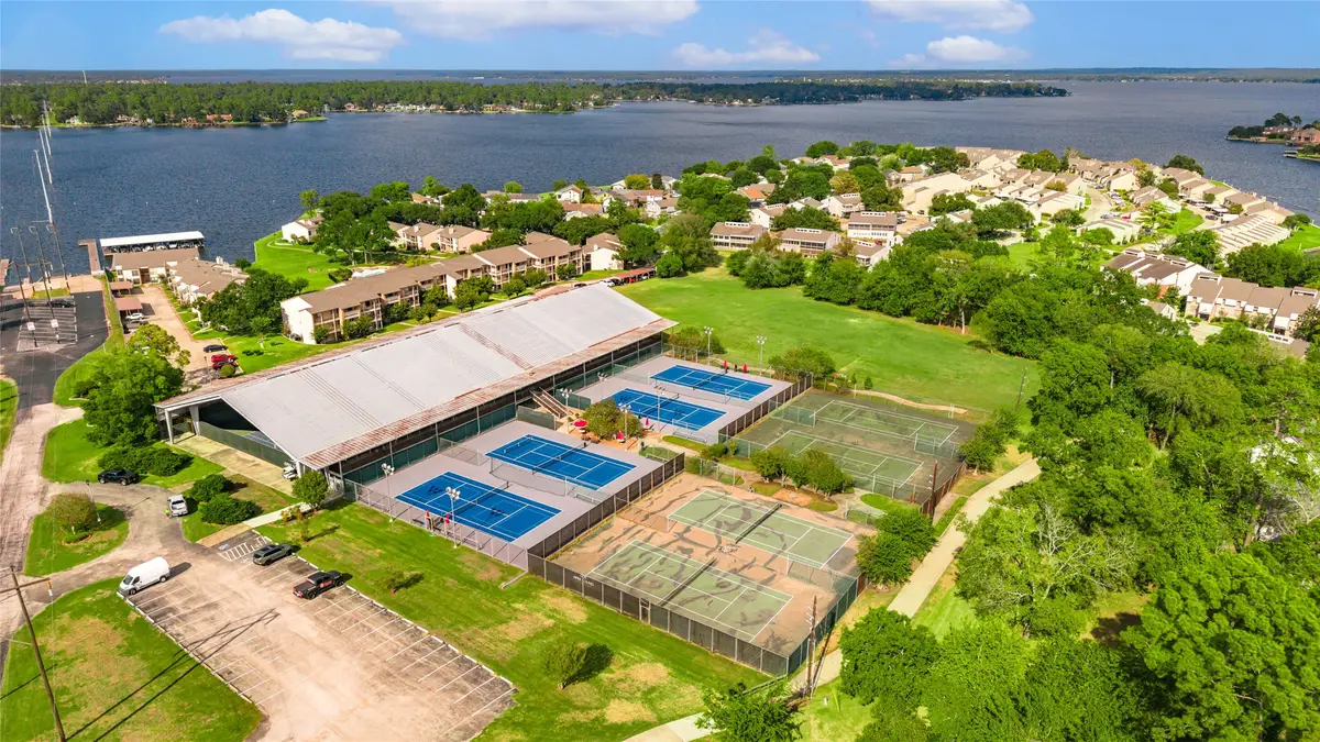201D Lakeview Terrace, Conroe, TX 77356 - #1