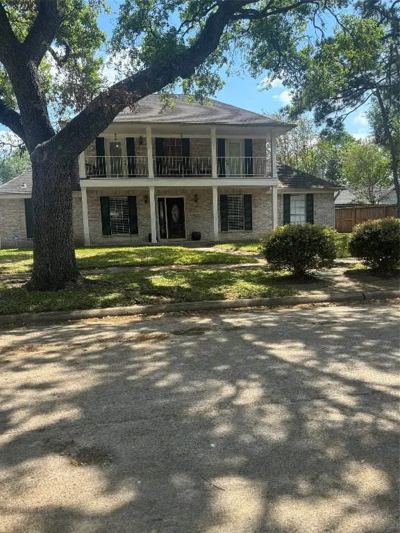 9319 Longstaff Drive, Houston, TX 77031