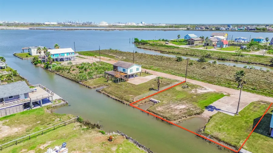 7022 E Hunter Drive, Hitchcock, TX 77563 - #2