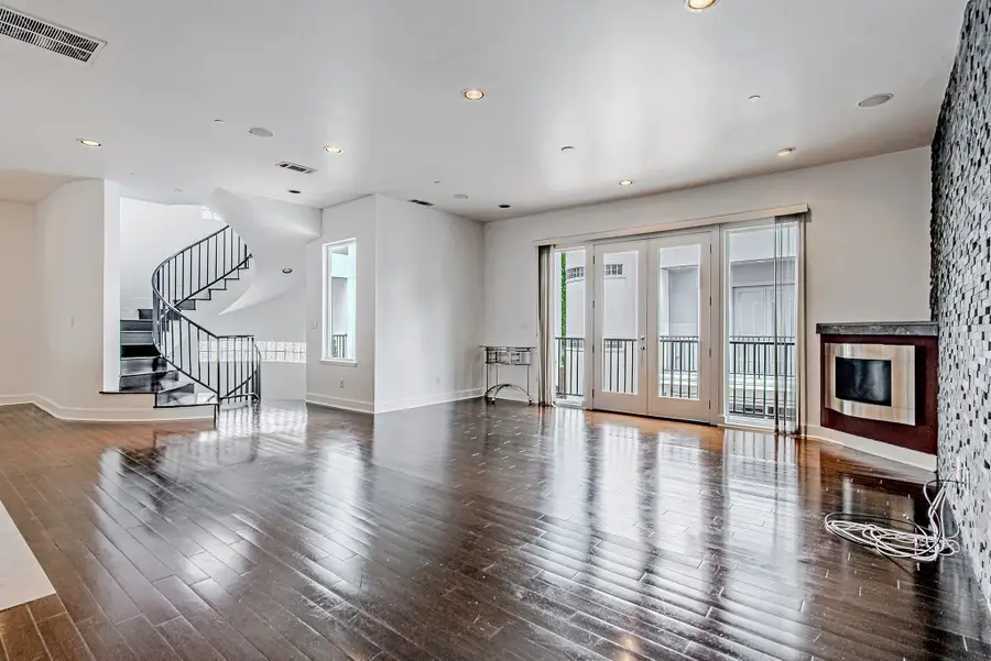 2025 Colquitt Street #E, Houston, TX 77098 - #3