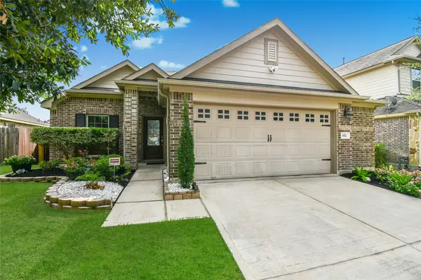 652 Maple Point Drive E, Conroe, TX 77301
