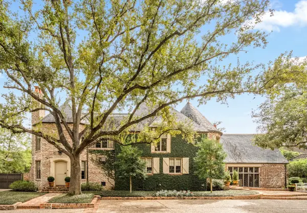 1419 Kirby Drive, Houston, TX 77019