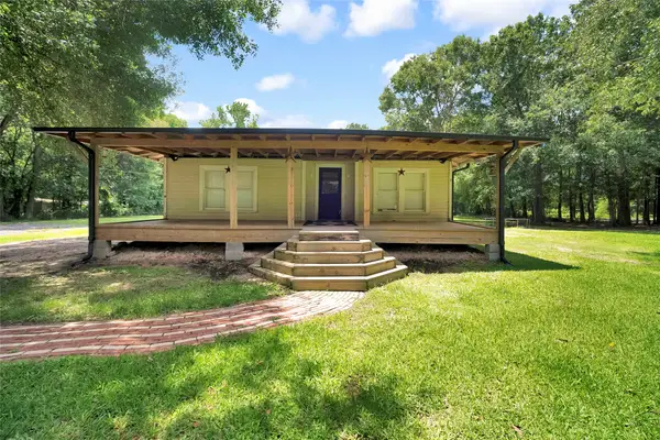 247 Blue Lake Drive, Huffman, TX 77336