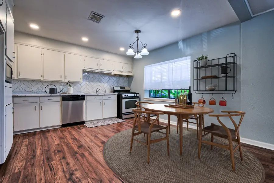 5907 Nancy Ann Street, Houston, TX 77009 - Image #2