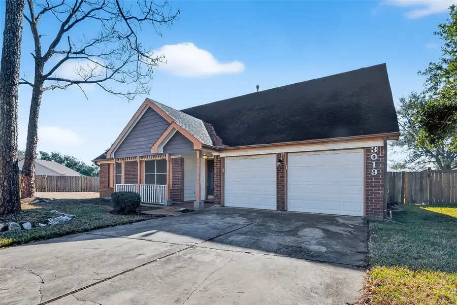 3019 Lotus Lane, Pearland, TX 77584 - #2