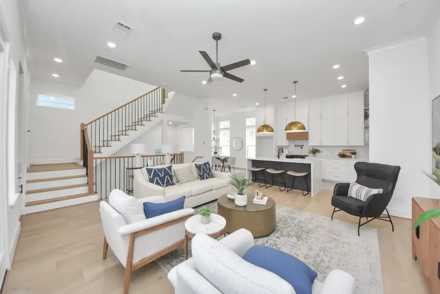 925 Fisher Street #C, Houston, TX 77018 - #2