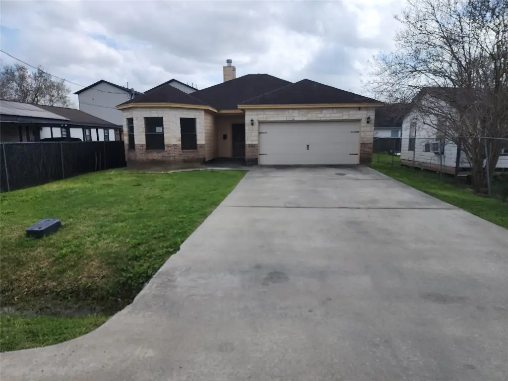 4506 Davenport Street, Houston, TX 77051 - #1