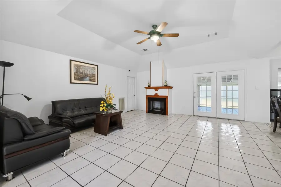 9927 Glenkirk Drive, Houston, TX 77089 - #3