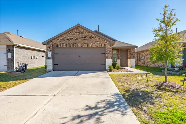 16764 Lonely Pines Drive, Conroe, TX 77302