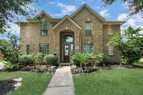 15707 Aberdeen Trails Drive, Houston, TX 77095