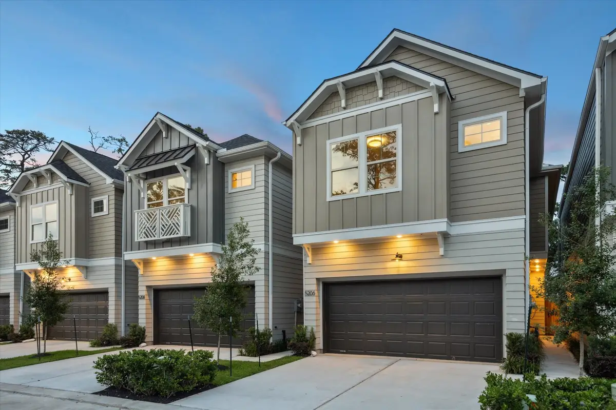 808 Glowing Dawn Drive, Houston, TX 77018 - Image #1