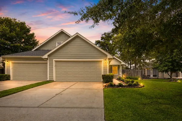 26 Greenwich Place, Conroe, TX 77384