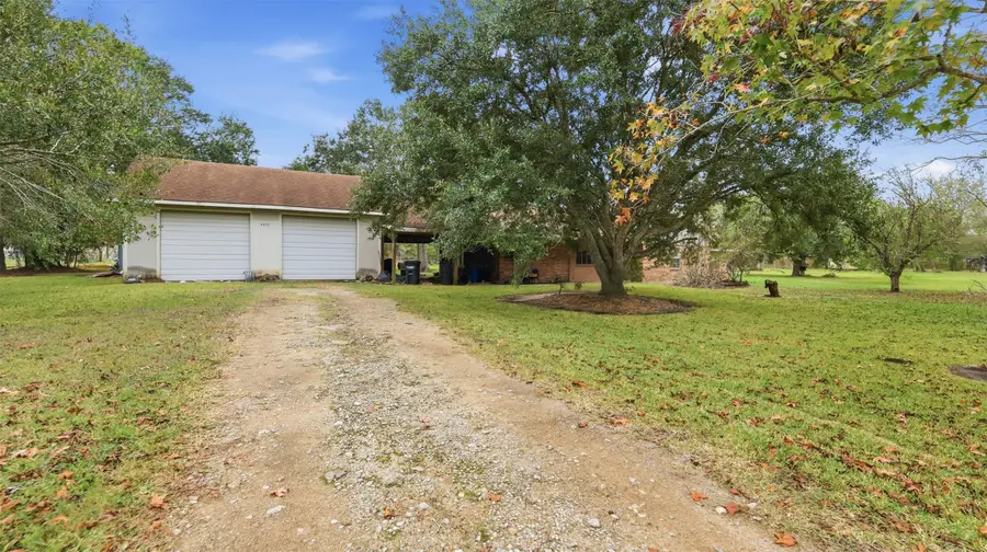 4490 County Road 138e, Alvin, TX 77511 - Image #3