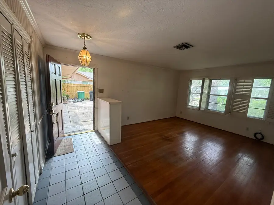 7007 Edgemoor Drive, Houston, TX 77074 - #2