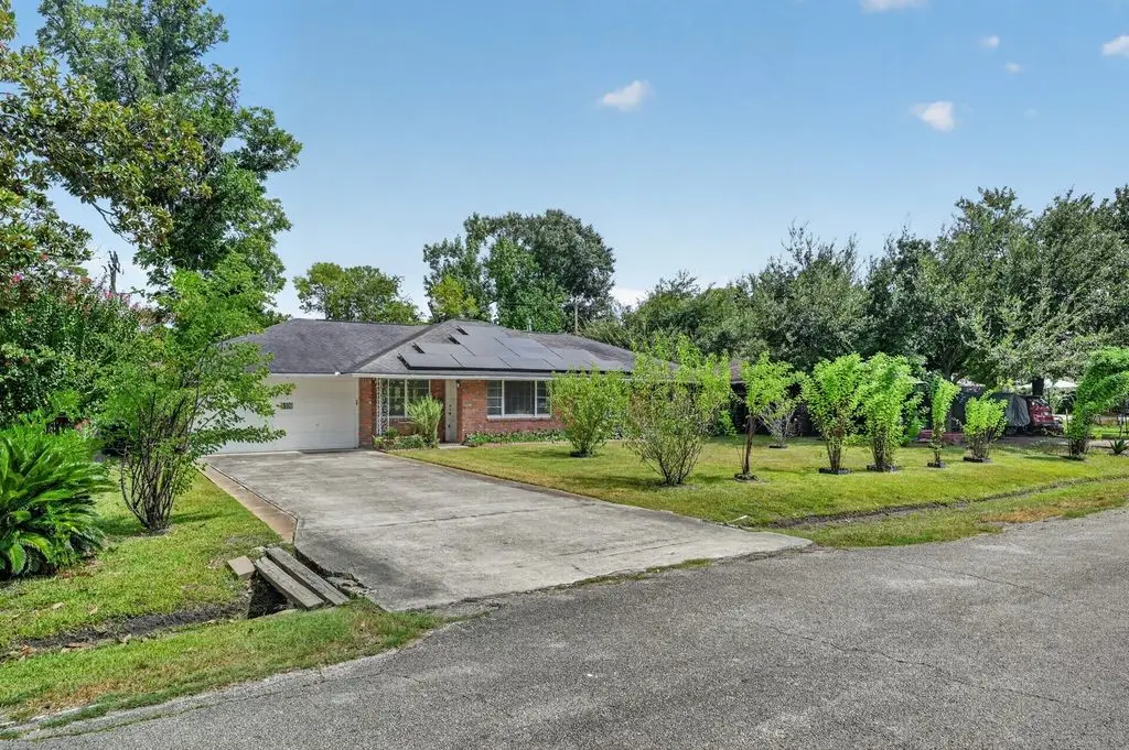 3106 Laverne Street, Houston, TX 77080 - #1