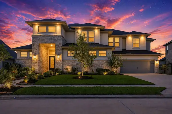 10334 Fountain Shore Drive, Missouri City, TX 77459