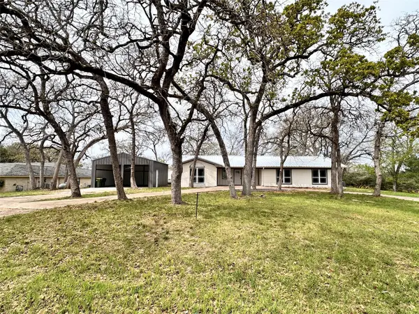 73 Fairway Drive, Normangee, TX 77871