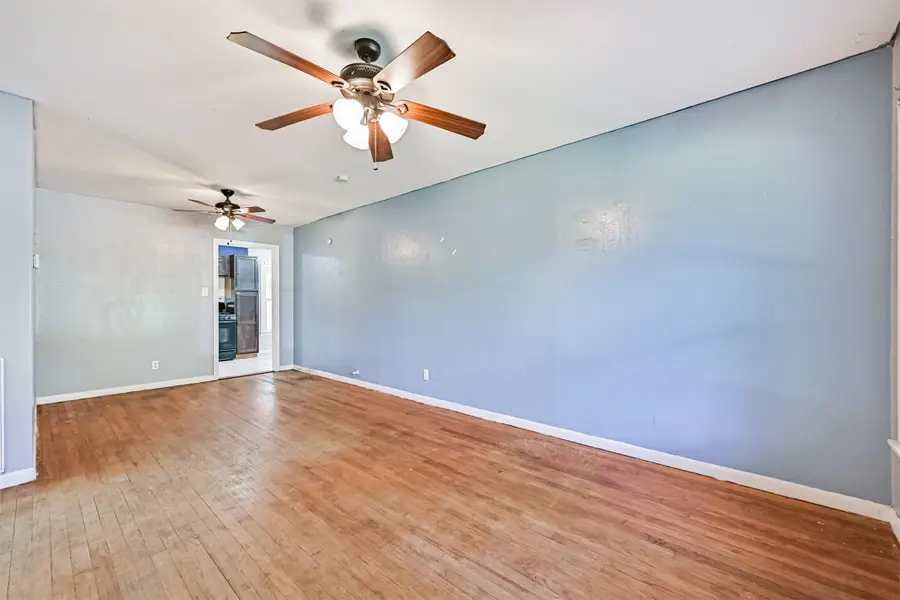 1007 Plum Street, La Marque, TX 77568 - Image #3