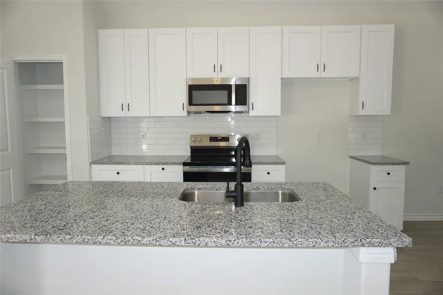 11755 White Cedar Street, Willis, TX 77318 - Image #3