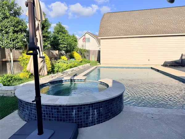 2020 Douglas Road, League City, TX 77573
