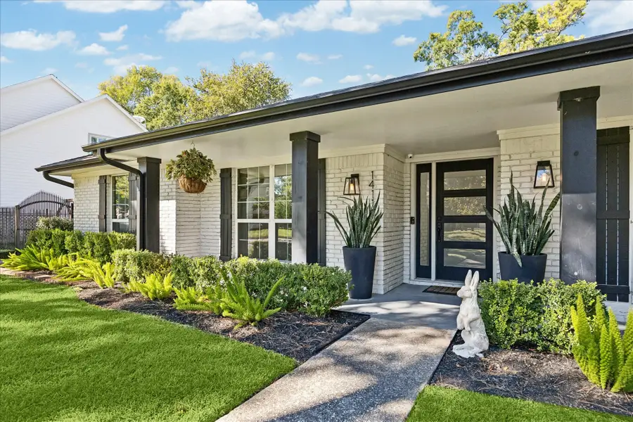 14114 River Forest Drive, Houston, TX 77079 - Image #2