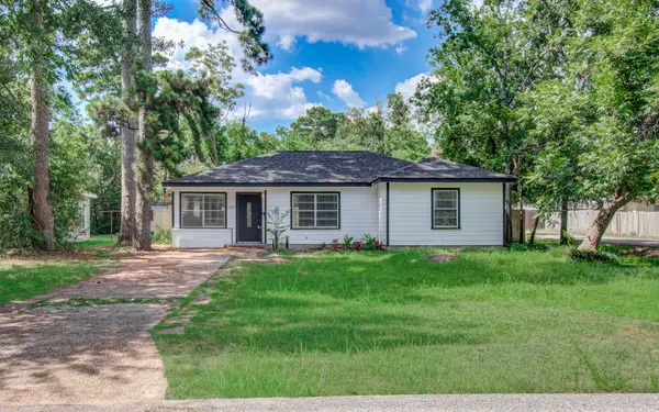 1100 Cowan Avenue, Conroe, TX 77301