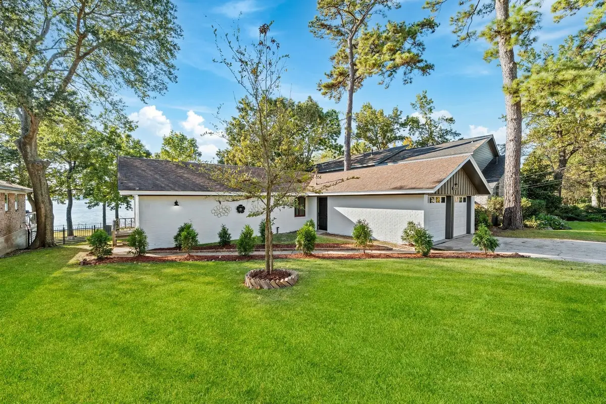 21063 Flaming Arrow Trail, Crosby, TX 77532 - Image #1