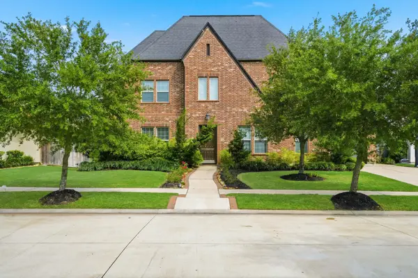 5735 Genoa Springs Lane, Sugar Land, TX 77479
