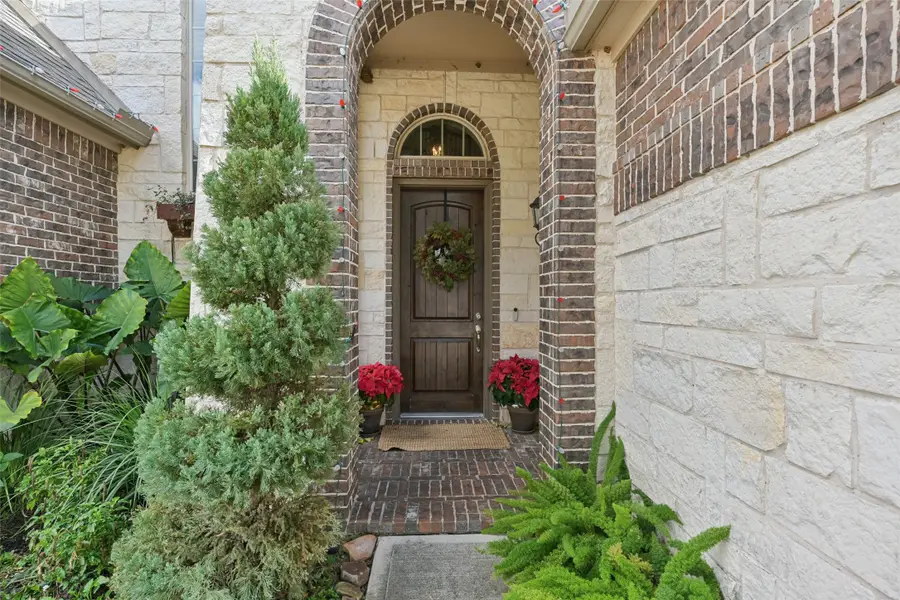 9630 Wildgrove Hollow Drive, Richmond, TX 77406 - Image #3