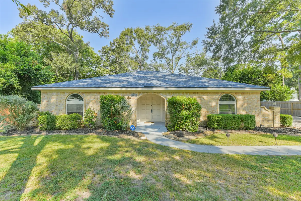 401 Glen Haven Drive, Conroe, TX 77385 - Image #1