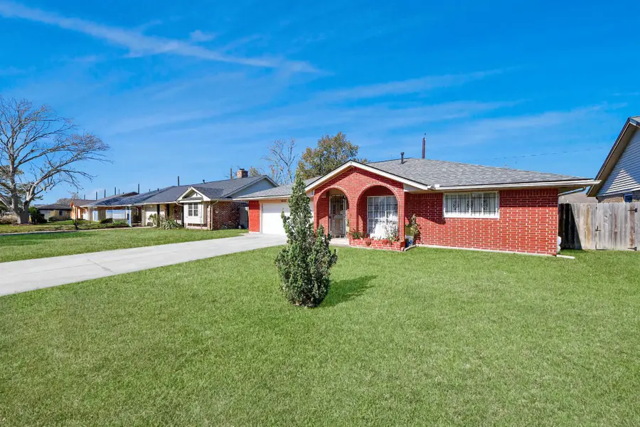 5315 Fairgreen Lane, Houston, TX 77048 - Image #3