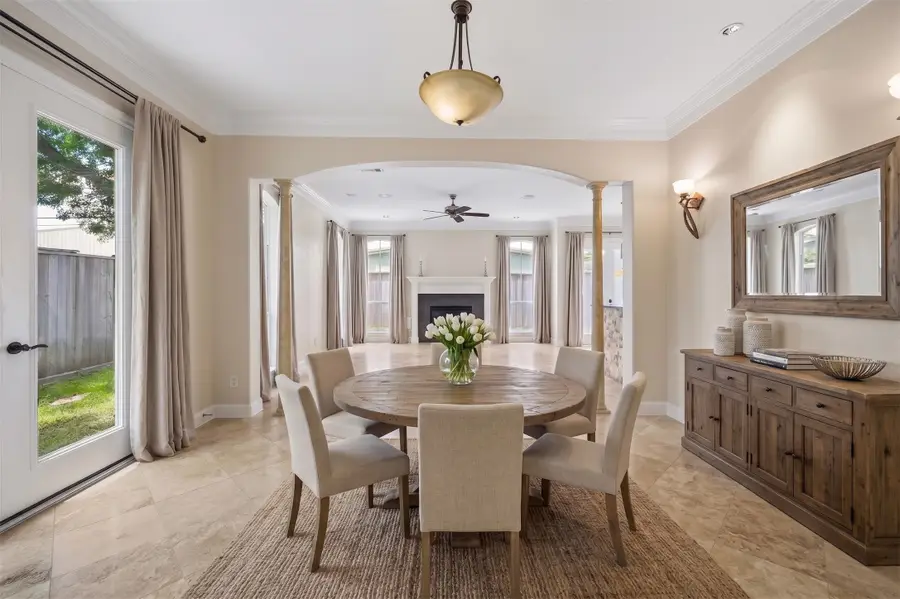 6210 Sutherland Square, Houston, TX 77081 - #3