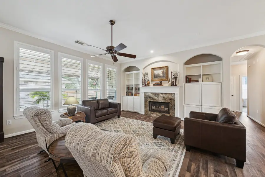 167 E Northcastle Circle, The Woodlands, TX 77384 - #2