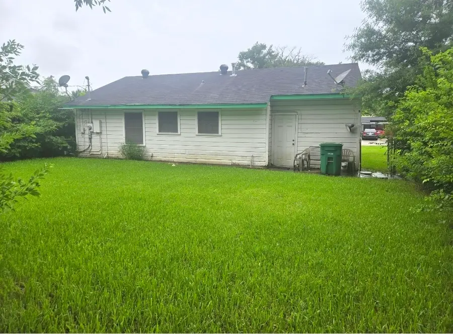 7347 Okinawa Rd Road, Houston, TX 77033 - #2