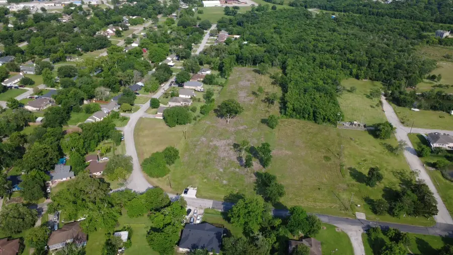 98 Yaupon Drive, Baytown, TX 77520 - #3