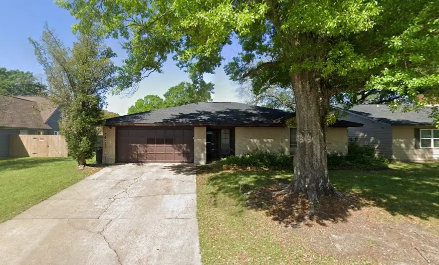 2901 23rd Street, Orange, TX 77630 - Image #2