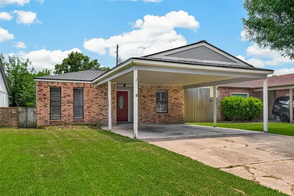 4608 W Jasmine Street, Pearland, TX 77581