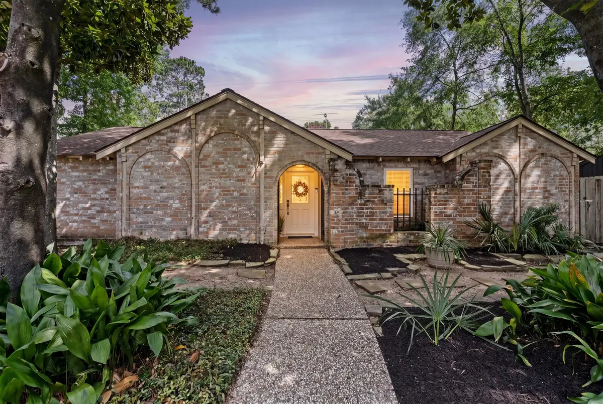 5826 Pine Arbor Drive, Houston, TX 77066 - #1