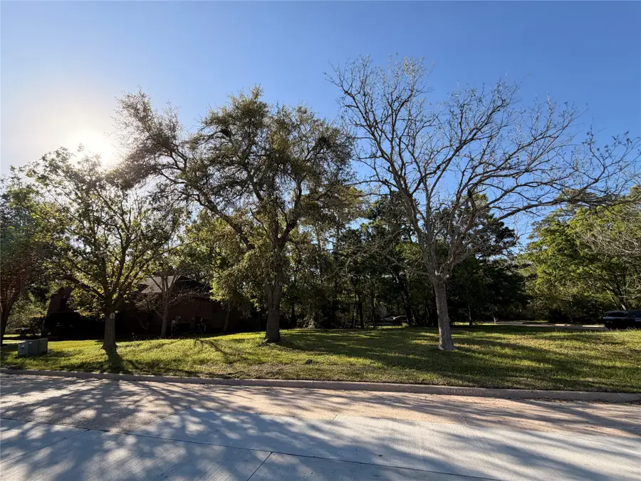 508 Independence Drive, Friendswood, TX 77546 - #2