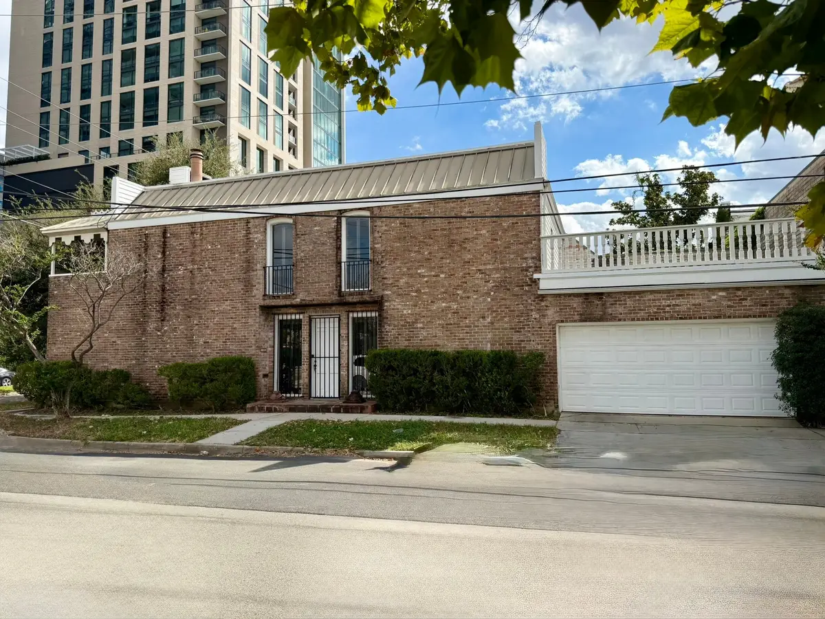 1101 Hawthorne Street, Houston, TX 77006 - Image #1